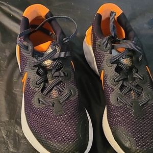 Boys Nike Shoes size 5.5yr